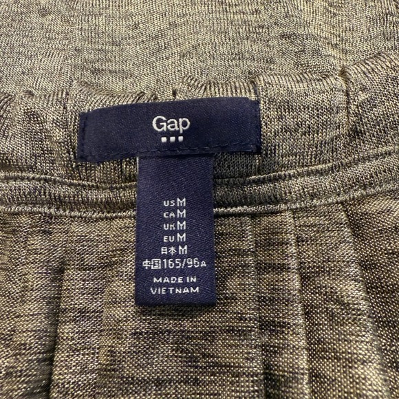 Gap Women's Gray Sleeveless V-Neck Hi-Lo Casual Tank Top - Picture 3 of 4